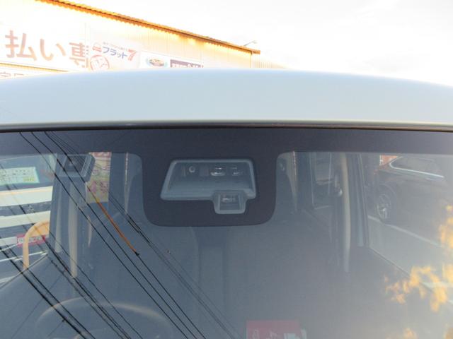 スペーシア ハイブリッドG フラット7認定中古車 ワンオーナー 禁煙車 衝突軽減ブレーキ ワンセグナビ ETC キーフリー アクセル踏み間違い防止装置 レーンキープアシスト 横滑り防止装置 障害物センサー(10枚目)