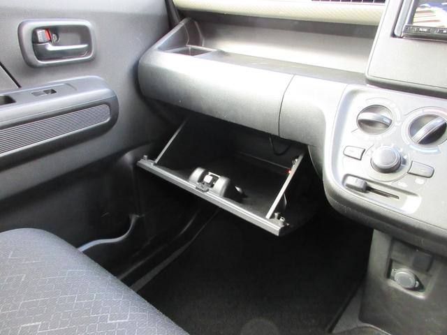 ��R�̃|�P�b�g���t���Ă��܂��̂ő�Ϗd�󂵂܂�