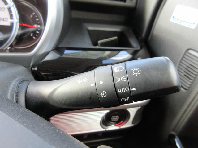 �I�[�g�Ńw�b�h���C�g���_���܂�