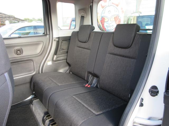 �㕔���Ȃ͍��E�ʁX�ɑO��ɃX���C�h���܂��B