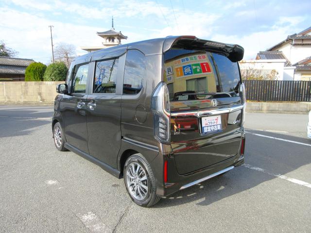 Ｎ－ＢＯＸカスタム Ｌ　フラット７認定中古車　ワンオーナー　衝突軽減ブレーキ　フルセグナビ　両側シートヒーター　バックカメラ　左側電動スライドドア　キーフリー　アクセル踏み間違い防止装置　レーンキープアシスト　障害物センサー（10枚目）