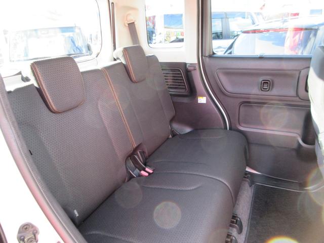 �㕔���Ȃ͍��E�ʁX�ɑO��ɃX���C�h���܂��B