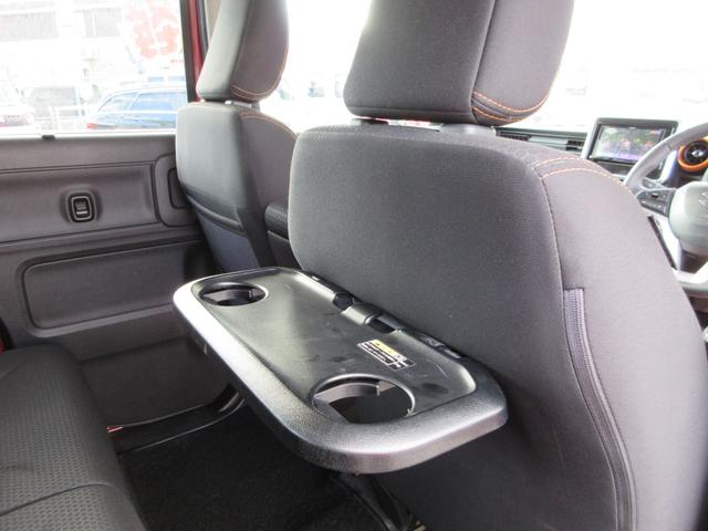 �e�[�u���������ŕt���Ă��܂�