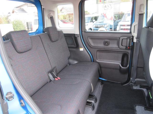 �㕔���Ȃ͍��E�ʁX�ɑO��ɃX���C�h���܂��B