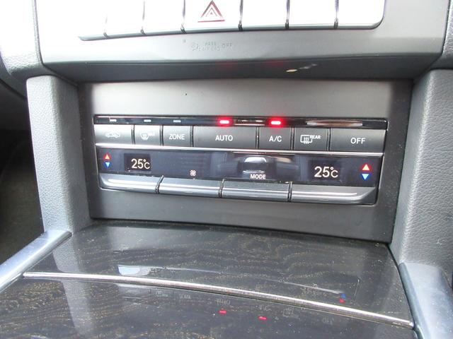 ���x�������ȒP�ɂł���I�[�g�G�A�R�����t���Ă��܂�