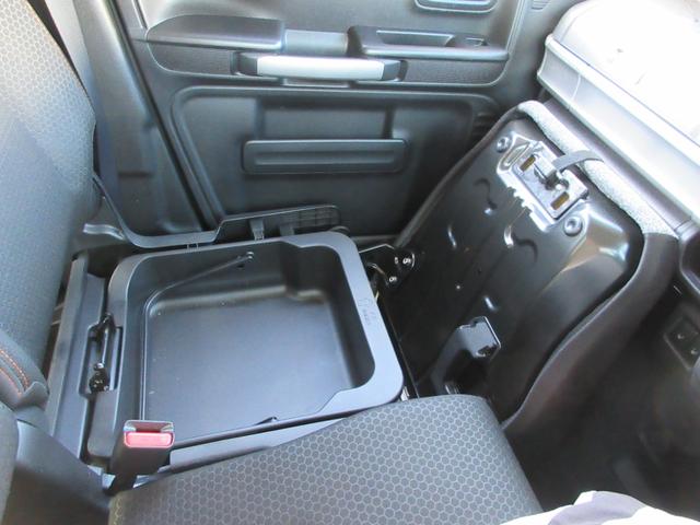 スペーシアギア ハイブリッドＸＺ　衝突軽減ブレーキ　ワンオーナ　禁煙車　フルセグナビ　ＥＴＣ　ドラレコ前後　左右電動スライドドア　レーンキープアシスト　アクセル踏み間違い防止装置　横滑り防止装置（35枚目）