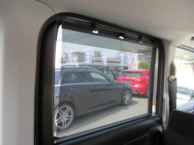 ���[���J�[�e�����t���Ă���̂ŉĂ̏���������������������ĕ֗��ȋ@�\�ł�