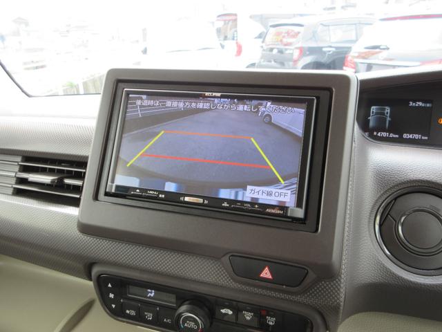 �o�b�N�J���������Ă���̂Œ��Ԃ����S�B