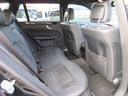 Ｅ２５０　ステーションワゴン　アバンギャルド　衝突軽減ブレーキ　フルセグナビ　ＥＴＣ　ＧＰＳレーダー　３６０度ドラレコ　電動テールゲート　レーンキープアシスト　アクセル踏み間違い防止装置　横滑り防止装置　障害物センサー　盗難防止装置（44枚目）