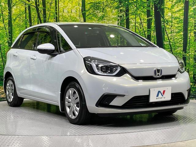 フィット ｅ：ＨＥＶホーム　禁煙車　純正９型ナビ　ホンダセンシング　アダプティブクルーズコントロール　ＬＥＤヘッドライト　バックカメラ　オートエアコン　ＥＴＣ　ドライブレコーダー　Ｂｌｕｅｔｏｏｔｈ　パーキングセンサーシステム（16枚目）