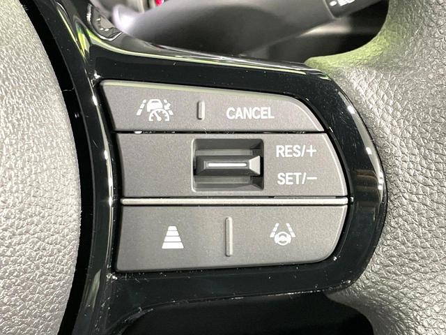 Ｎ－ＢＯＸカスタム ベースグレード　届出済未使用車　ホンダセンシング　アダプティブクルーズ　電動スライドドア　ＬＥＤヘッドライト　オートハイビーム　シートヒーター　オートエアコン　純正１４インチＡＷ　リアサンシェード（6枚目）