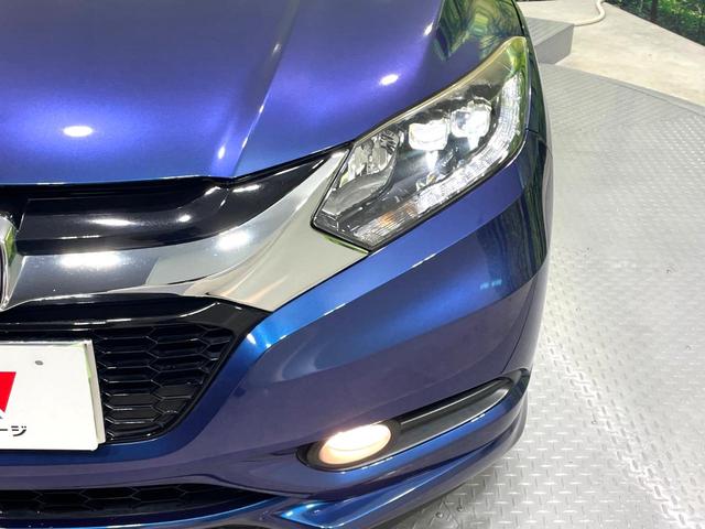 ヴェゼル ハイブリッドＺ　禁煙車　純正ナビ　シティブレーキアクティブシステム　ブラウン内装　フルセグＴＶ　バックカメラ　ＥＴＣ　ハーフレザーシート　シートヒーター　ＬＥＤヘッドライト　ルーフレール　クルーズコントロール（12枚目）