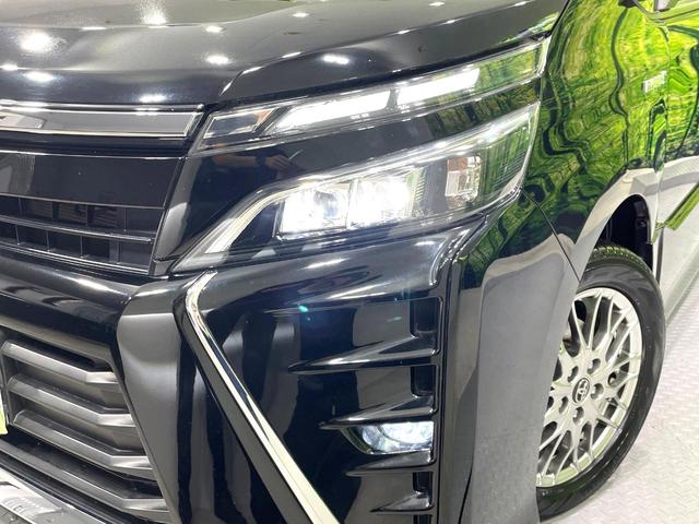 ヴォクシー ハイブリッドＺＳ　禁煙車　純正９型ナビ　フリップダウンモニター　両側電動スライドドア　セーフティセンス　フルセグＴＶ　ＥＴＣ　クルーズコントロール　ＬＥＤヘッドライト　シートヒーター　７人乗り　スマートキー（13枚目）