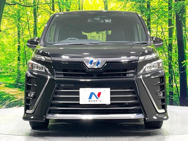 ヴォクシー ハイブリッドＺＳ　禁煙車　純正９型ナビ　フリップダウンモニター　両側電動スライドドア　セーフティセンス　フルセグＴＶ　ＥＴＣ　クルーズコントロール　ＬＥＤヘッドライト　シートヒーター　７人乗り　スマートキー（15枚目）