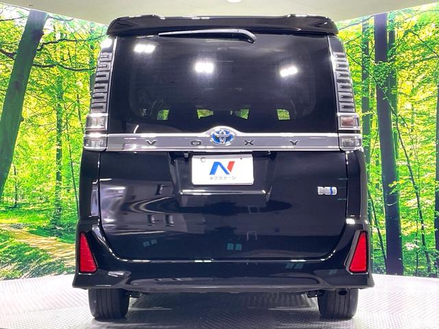 ヴォクシー ハイブリッドＺＳ　禁煙車　純正９型ナビ　フリップダウンモニター　両側電動スライドドア　セーフティセンス　フルセグＴＶ　ＥＴＣ　クルーズコントロール　ＬＥＤヘッドライト　シートヒーター　７人乗り　スマートキー（16枚目）