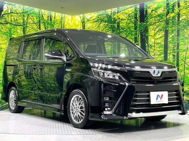 ヴォクシー ハイブリッドＺＳ　禁煙車　純正９型ナビ　フリップダウンモニター　両側電動スライドドア　セーフティセンス　フルセグＴＶ　ＥＴＣ　クルーズコントロール　ＬＥＤヘッドライト　シートヒーター　７人乗り　スマートキー（17枚目）