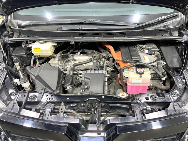 ヴォクシー ハイブリッドＺＳ　禁煙車　純正９型ナビ　フリップダウンモニター　両側電動スライドドア　セーフティセンス　フルセグＴＶ　ＥＴＣ　クルーズコントロール　ＬＥＤヘッドライト　シートヒーター　７人乗り　スマートキー（19枚目）
