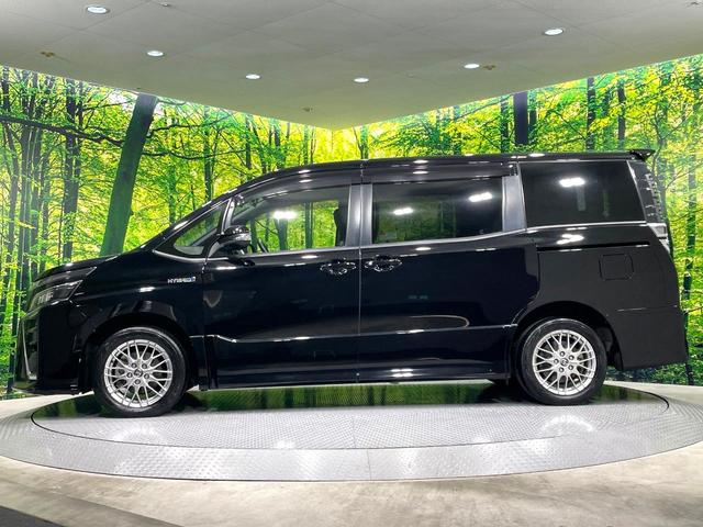 ヴォクシー ハイブリッドＺＳ　禁煙車　純正９型ナビ　フリップダウンモニター　両側電動スライドドア　セーフティセンス　フルセグＴＶ　ＥＴＣ　クルーズコントロール　ＬＥＤヘッドライト　シートヒーター　７人乗り　スマートキー（30枚目）
