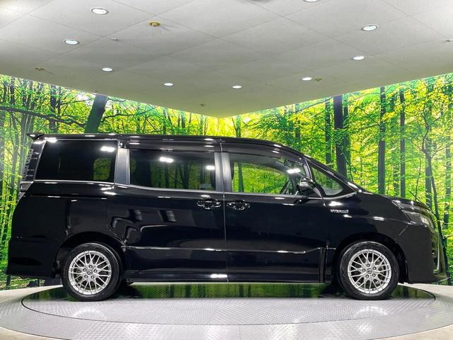 ヴォクシー ハイブリッドＺＳ　禁煙車　純正９型ナビ　フリップダウンモニター　両側電動スライドドア　セーフティセンス　フルセグＴＶ　ＥＴＣ　クルーズコントロール　ＬＥＤヘッドライト　シートヒーター　７人乗り　スマートキー（32枚目）