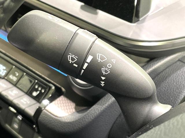 プリウス Ｇ　禁煙車　純正８型ディスプレイオーディオ　セーフティセンス　フルセグＴＶ　バックカメラ　ＥＴＣ２．０　レーダークルーズ　ＬＥＤヘッドライト　純正１９インチＡＷ　シートヒーター　オートエアコン（42枚目）