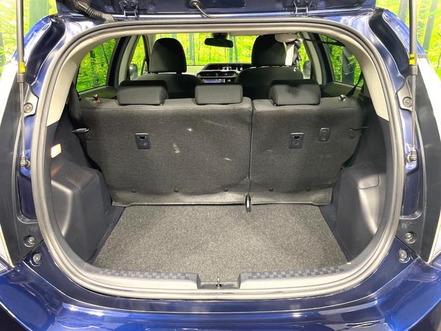 アクア Sスタイルブラック 禁煙車 純正ナビ フルセグTV セーフティセンスC フルセグTV バックカメラ ETC LEDヘッドライト LEDフロントフォグ シートヒーター オートエアコン スマートキー プッシュスタート(10枚目)