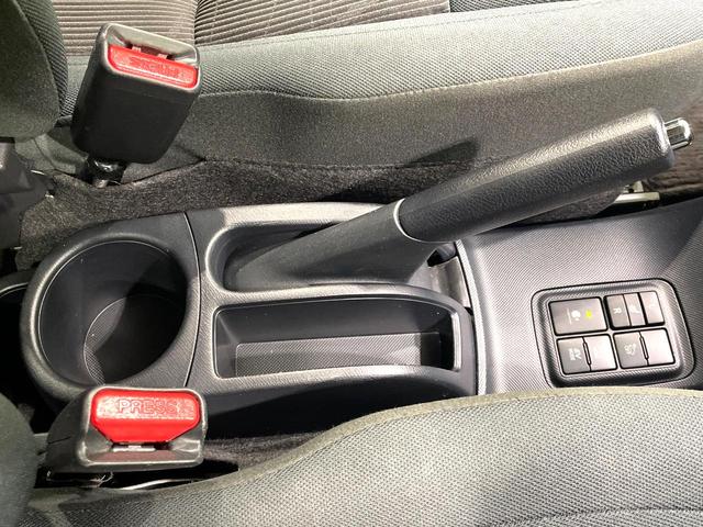 アクア Sスタイルブラック 禁煙車 純正ナビ フルセグTV セーフティセンスC フルセグTV バックカメラ ETC LEDヘッドライト LEDフロントフォグ シートヒーター オートエアコン スマートキー プッシュスタート(33枚目)