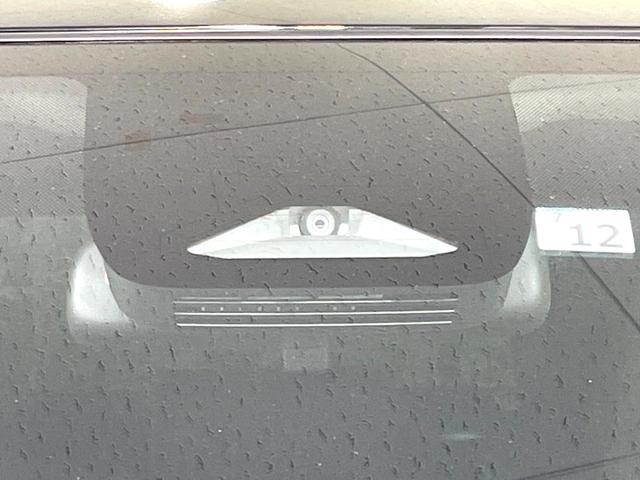 シエンタ ハイブリッドＺ　禁煙車　両側電動スライドドア　セーフティセンス　純正１０．５型ディスプレイオーディオ　レーダークルーズ　バックカメラ　ＥＴＣ２．０　Ｂｌｕｅｔｏｏｔｈ接続　フルセグ　シートヒーター　ＬＥＤヘッド（4枚目）