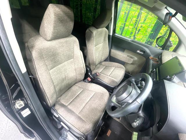 シエンタ ハイブリッドＺ　禁煙車　両側電動スライドドア　セーフティセンス　純正１０．５型ディスプレイオーディオ　レーダークルーズ　バックカメラ　ＥＴＣ２．０　Ｂｌｕｅｔｏｏｔｈ接続　フルセグ　シートヒーター　ＬＥＤヘッド（8枚目）