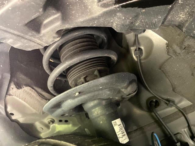 シエンタ ハイブリッドＺ　禁煙車　両側電動スライドドア　セーフティセンス　純正１０．５型ディスプレイオーディオ　レーダークルーズ　バックカメラ　ＥＴＣ２．０　Ｂｌｕｅｔｏｏｔｈ接続　フルセグ　シートヒーター　ＬＥＤヘッド（21枚目）