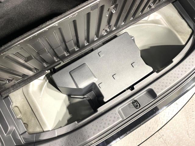 シエンタ ハイブリッドＺ　禁煙車　両側電動スライドドア　セーフティセンス　純正１０．５型ディスプレイオーディオ　レーダークルーズ　バックカメラ　ＥＴＣ２．０　Ｂｌｕｅｔｏｏｔｈ接続　フルセグ　シートヒーター　ＬＥＤヘッド（26枚目）