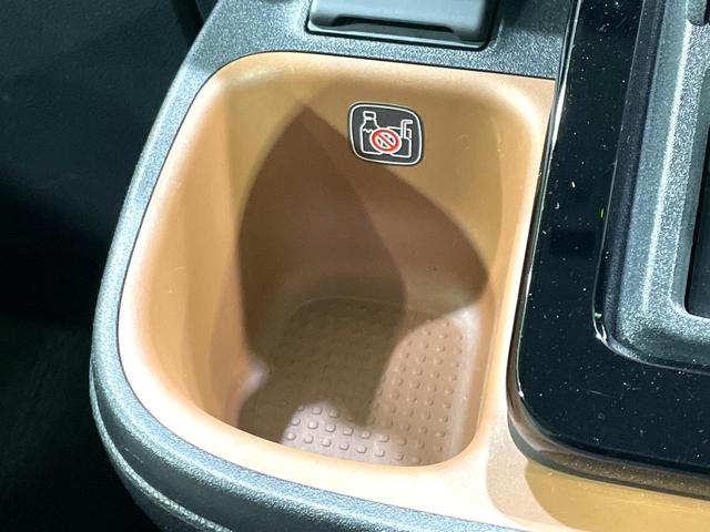 シエンタ ハイブリッドＺ　禁煙車　両側電動スライドドア　セーフティセンス　純正１０．５型ディスプレイオーディオ　レーダークルーズ　バックカメラ　ＥＴＣ２．０　Ｂｌｕｅｔｏｏｔｈ接続　フルセグ　シートヒーター　ＬＥＤヘッド（37枚目）