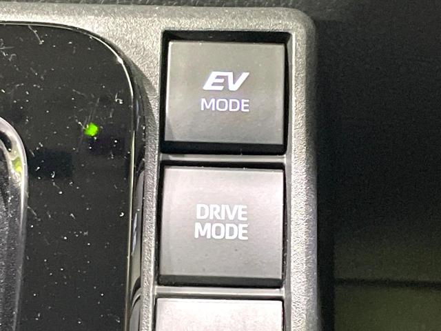 シエンタ ハイブリッドＺ　禁煙車　両側電動スライドドア　セーフティセンス　純正１０．５型ディスプレイオーディオ　レーダークルーズ　バックカメラ　ＥＴＣ２．０　Ｂｌｕｅｔｏｏｔｈ接続　フルセグ　シートヒーター　ＬＥＤヘッド（39枚目）