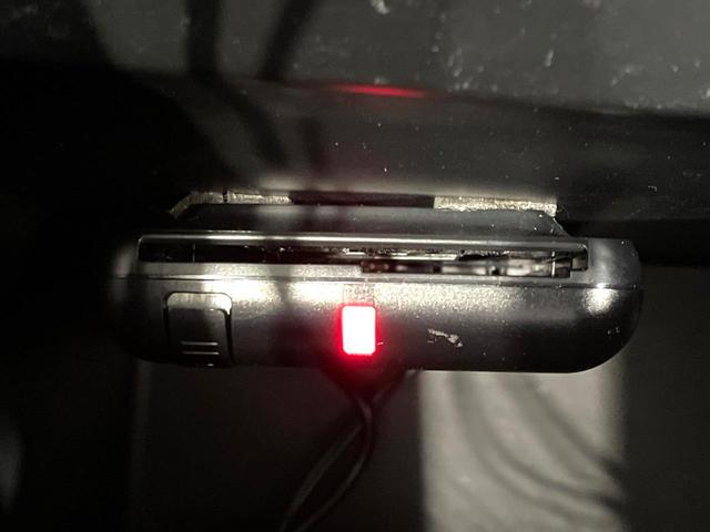 N-BOXカスタム G・Lパッケージ 禁煙車 純正ナビ バックカメラ フルセグTV ETC 電動スライドドア HIDヘッドライト オートライト オートエアコン 純正14インチAW フロントフォグランプ 電動格納ミラー スマートキー(7枚目)