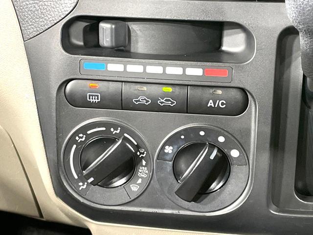 ルークス Ｅ　禁煙車　純正オーディオ　インテリジェントキー　プッシュスタート　フロントベンチシート　分割可倒式リアシート　電動格納ミラー　スライドドアオートクローザー　ドアバイザー　プライバシーガラス（6枚目）