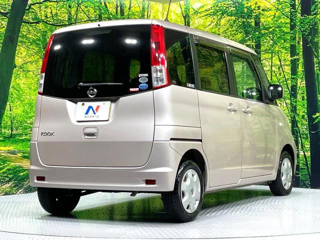 ルークス Ｅ　禁煙車　純正オーディオ　インテリジェントキー　プッシュスタート　フロントベンチシート　分割可倒式リアシート　電動格納ミラー　スライドドアオートクローザー　ドアバイザー　プライバシーガラス（17枚目）