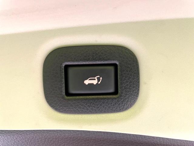 エクストレイル 20Xi 禁煙車 4WD エマージェンシーブレーキ プロパイロット 純正9型ナビ 全周囲カメラ フルセグTV LEDヘッドライト インテリジェントルームミラー 撥水シート パワーバックドア ルーフレール(7枚目)