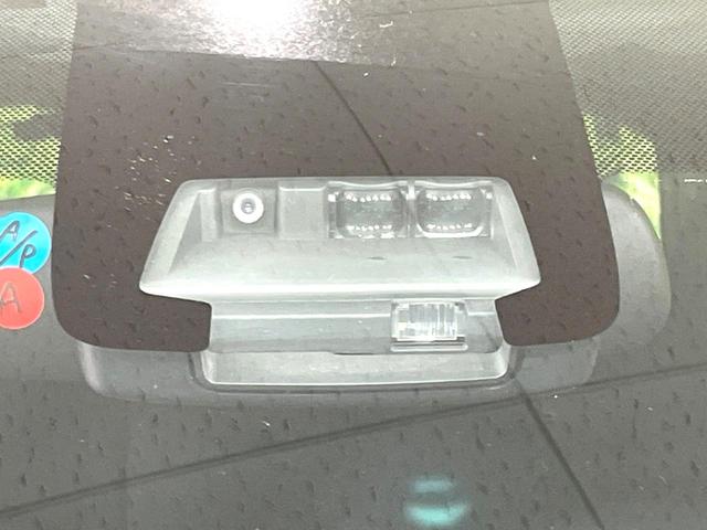 アクア S 禁煙車 セーフティセンスC パナソニックナビ バックカメラ Bluetooth接続 フルセグTV スマートキー シートヒーター LEDヘッド/LEDフォグライト 純正15インチAW オートエアコン(3枚目)