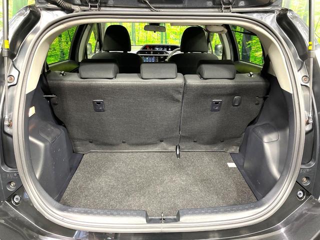 アクア S 禁煙車 セーフティセンスC パナソニックナビ バックカメラ Bluetooth接続 フルセグTV スマートキー シートヒーター LEDヘッド/LEDフォグライト 純正15インチAW オートエアコン(10枚目)