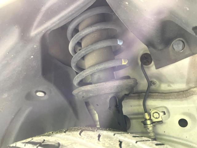 N-BOX G SSパッケージ 禁煙車 パイオニアナビ 両側電動スライド シティブレーキアクティブシステム 純正14インチアルミホイール オートエアコン スマートキー CD再生 電動格納ミラー アイドリングストップ 盗難防止システム(20枚目)