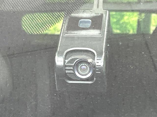 プリウス Sセーフティプラス 禁煙車 セーフティセンス 純正9型ナビ バックカメラ Bluetooth接続 ドラレコ ETC フルセグ レーダークルーズ スマートキー LEDヘッド/LEDフォグライト オートマチックハイビーム(47枚目)