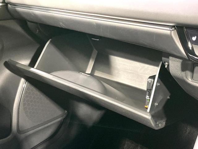 ヴェゼル e:HEV Z 禁煙車 ホンダセンシング 純正9型ナビ バックカメラ フルセグ アダプティブクルーズ AppleCarPlay パワーバックドア ハーフレザーシート シートヒーター LEDヘッド/LEDフォグライト(52枚目)