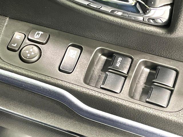 ハスラー Jスタイル 禁煙車 セーフティサポート 2トーンカラー パナソニックナビ 全周囲カメラ Bluetooth接続 フルセグ スマートキー キーレスプッシュスタート シートヒーター LEDヘッド/LEDフォグライト(47枚目)