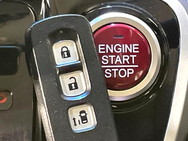 N-BOX G・Lパッケージ 禁煙車 電動スライドドア バックカメラ シティブレーキアクティブシステム 純正ディスプレイオーディオ ETC ドライブレコーダー オートエアコン スマートキー CD再生 アイドリングストップ(7枚目)