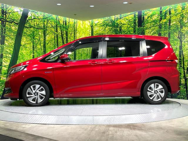 フリードハイブリッド ハイブリッド・Gホンダセンシング 禁煙車 両側電動スライドドア 純正ナビ ホンダセンシング アダプティブクルーズ フルセグTV バックカメラ シートヒーター ETC ドラレコ Bluetooth接続 LEDヘッド オートエアコン(26枚目)