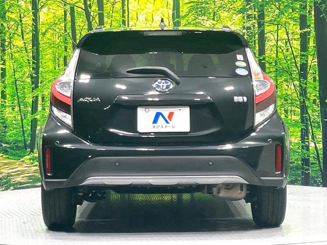 アクア クロスオーバー　純正ナビ　バックカメラ　禁煙車　衝突軽減装置　車線逸脱警報　オートマチックハイビーム　合皮シート　シートヒーター　ドラレコ　フルセグ　Ｂｌｕｅｔｏｏｔｈ再生　ＥＴＣ　オートエアコン／ライト（15枚目）