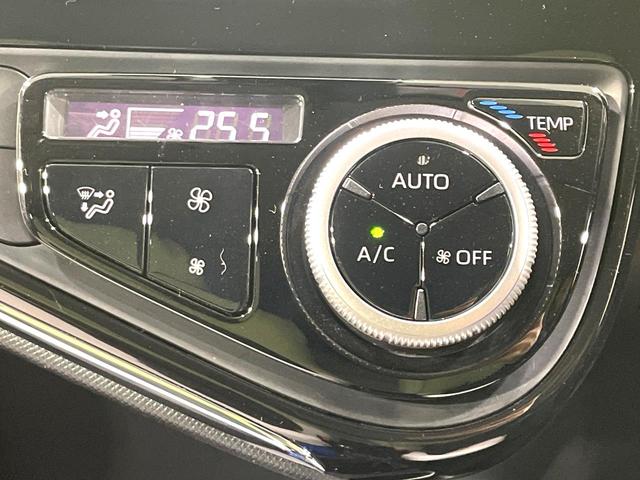 アクア クロスオーバー　純正ナビ　バックカメラ　禁煙車　衝突軽減装置　車線逸脱警報　オートマチックハイビーム　合皮シート　シートヒーター　ドラレコ　フルセグ　Ｂｌｕｅｔｏｏｔｈ再生　ＥＴＣ　オートエアコン／ライト（32枚目）