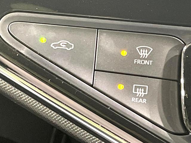 アクア クロスオーバー　純正ナビ　バックカメラ　禁煙車　衝突軽減装置　車線逸脱警報　オートマチックハイビーム　合皮シート　シートヒーター　ドラレコ　フルセグ　Ｂｌｕｅｔｏｏｔｈ再生　ＥＴＣ　オートエアコン／ライト（33枚目）