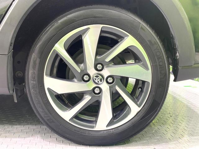 アクア クロスオーバー　純正ナビ　バックカメラ　禁煙車　衝突軽減装置　車線逸脱警報　オートマチックハイビーム　合皮シート　シートヒーター　ドラレコ　フルセグ　Ｂｌｕｅｔｏｏｔｈ再生　ＥＴＣ　オートエアコン／ライト（48枚目）