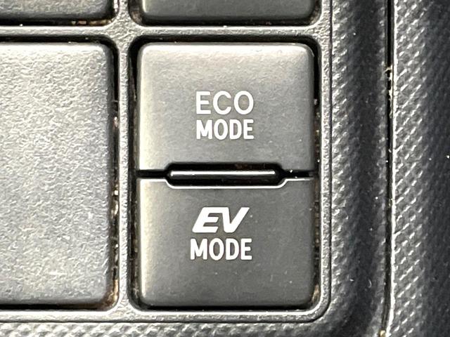 アクア クロスオーバー　純正ナビ　バックカメラ　禁煙車　セーフティセンス　車線逸脱警報　オートマチックハイビーム　クルーズコントロール　ハーフレザー　ドラレコ　フルセグ　Ｂｌｕｅｔｏｏｔｈ再生　ＥＴＣ　純正１６インチアルミ（27枚目）