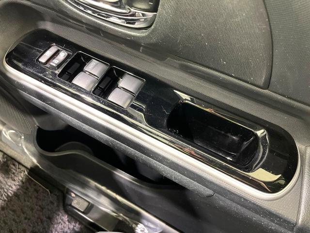 アクア クロスオーバー　純正ナビ　バックカメラ　禁煙車　セーフティセンス　車線逸脱警報　オートマチックハイビーム　クルーズコントロール　ハーフレザー　ドラレコ　フルセグ　Ｂｌｕｅｔｏｏｔｈ再生　ＥＴＣ　純正１６インチアルミ（52枚目）